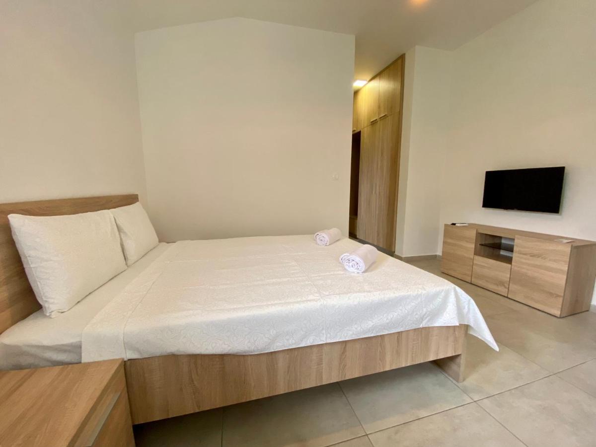 Villa Dolphin Apartments Petrovac Eksteriør bilde