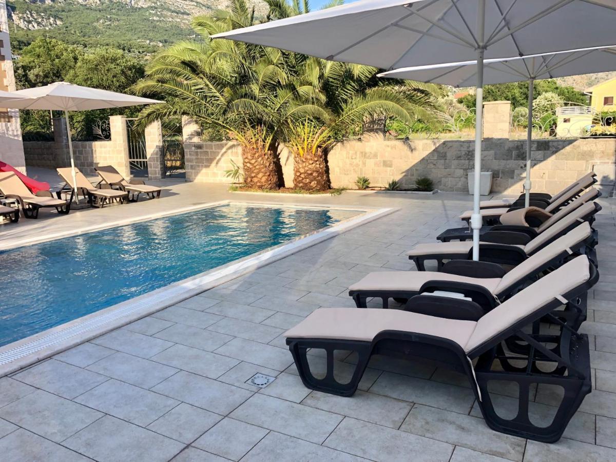 Villa Dolphin Apartments Petrovac Eksteriør bilde
