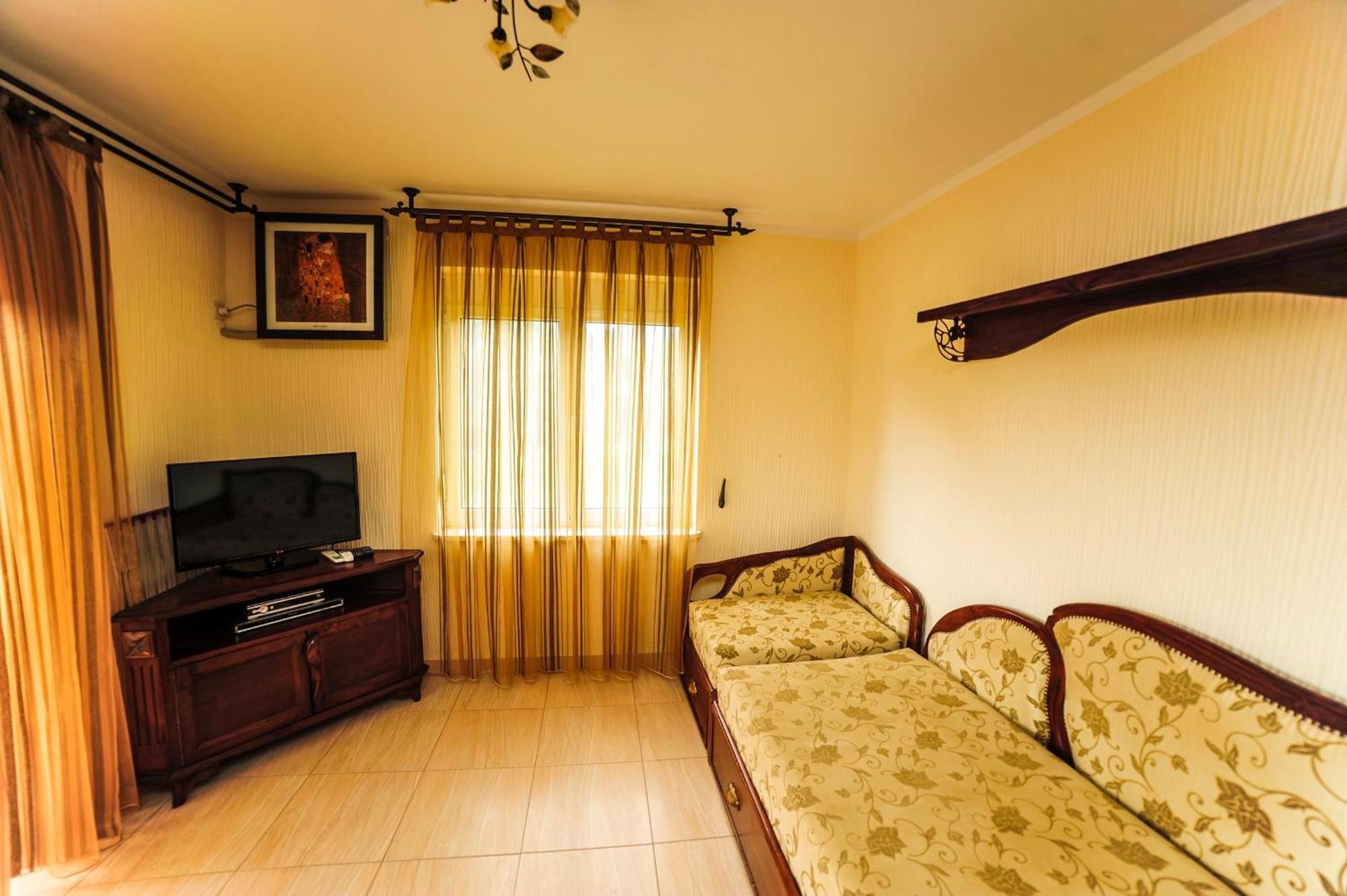 Villa Dolphin Apartments Petrovac Rom bilde