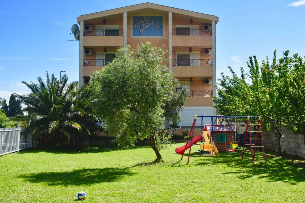 Villa Dolphin Apartments Petrovac Eksteriør bilde