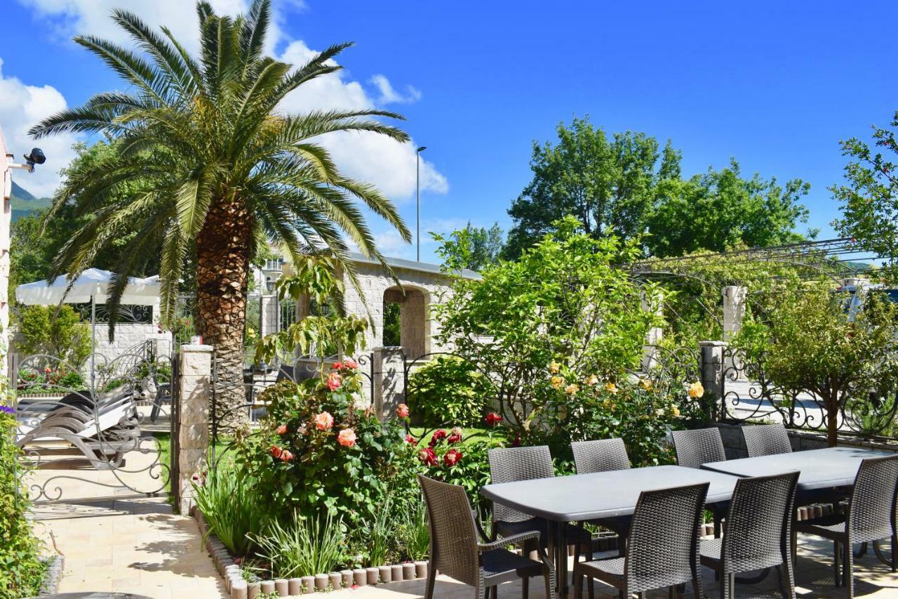 Villa Dolphin Apartments Petrovac Eksteriør bilde